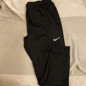 Nike Mens dri-fit joggers XL NWT